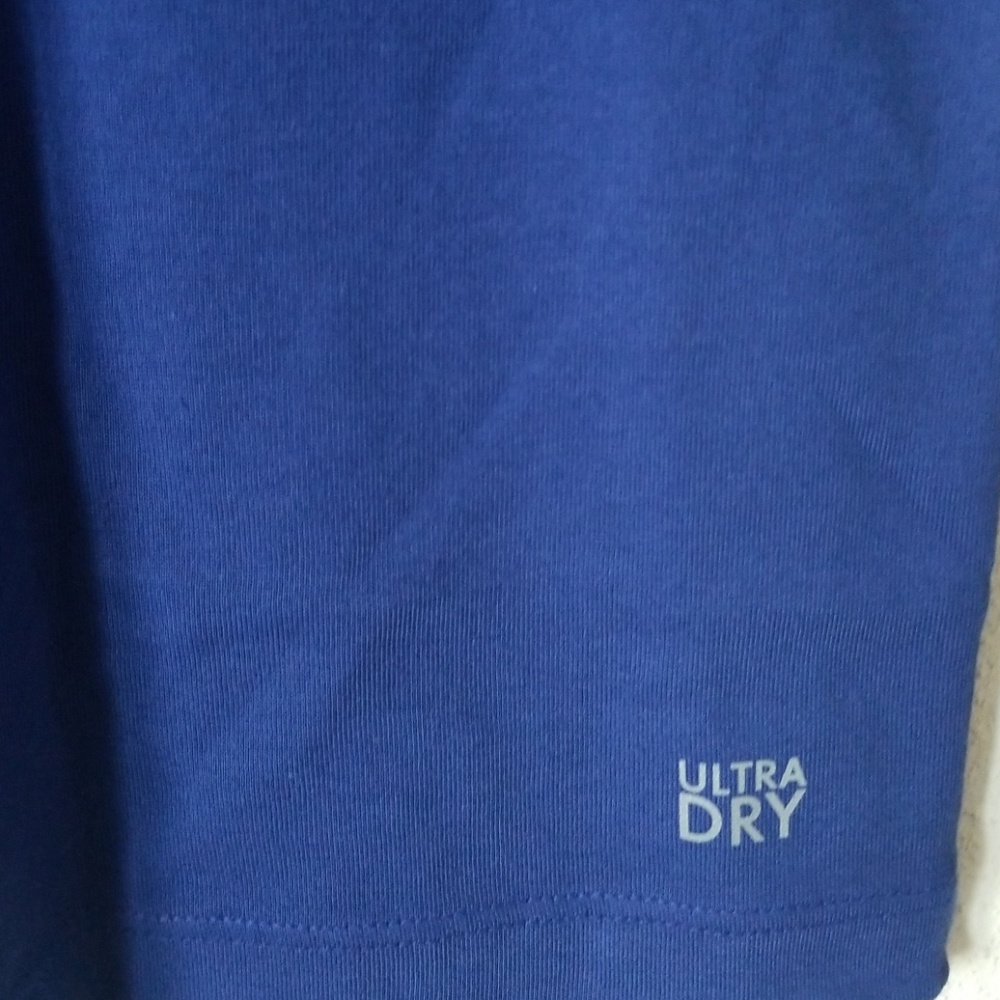 Lacoste Ultra Dry Tee - Picture 5 of 7
